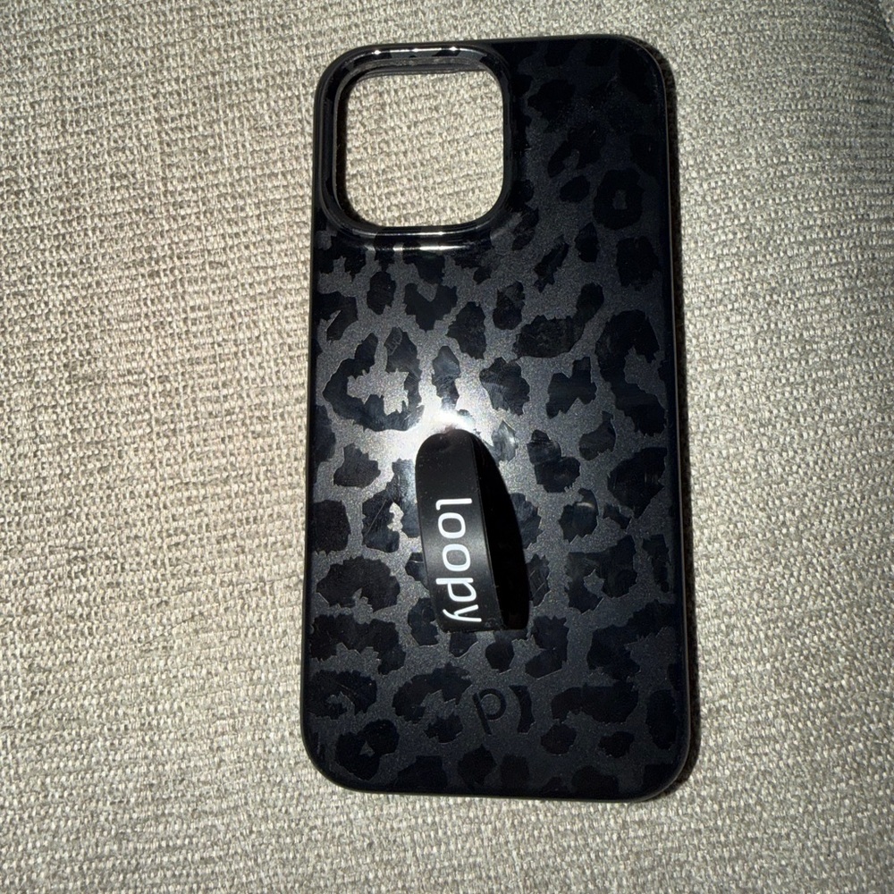 Loopy Case Midnight Leopard Phone Cover
